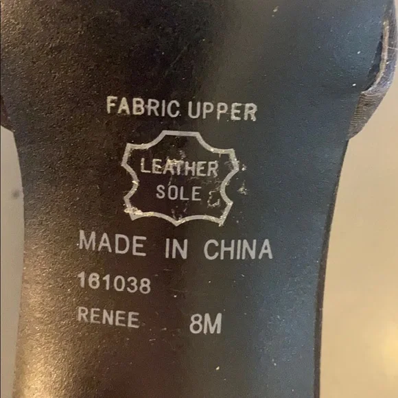 2 for $13 Kitten heeled sandals 8 black - Picture 8 of 8